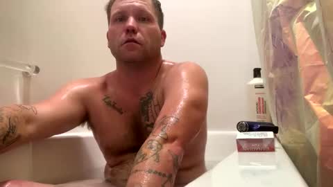 Snapshot of smoke4daddy chatting on 10-01-25, 07:58 Smoke4Daddy online show from 10-01-25, 07:58