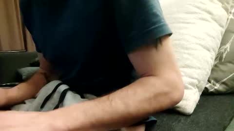 Snapshot of smokeandwatching chatting on 01-09-25, 11:24 Smokeandwatching online show from 01-09-25, 11:24