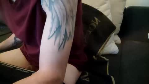 Snapshot of smokeandwatching chatting on 03-07-25, 02:04 Smokeandwatching online show from 03-07-25, 02:04