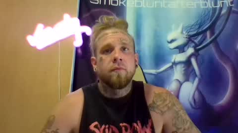 smoke online show from 06-19-26, 01:21