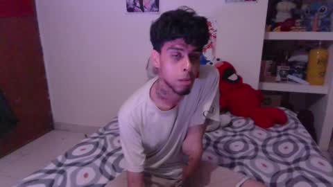 Snapshot of smoker00teddybear chatting on 01-25-25, 07:49 teddy online show from 01-25-25, 07:49