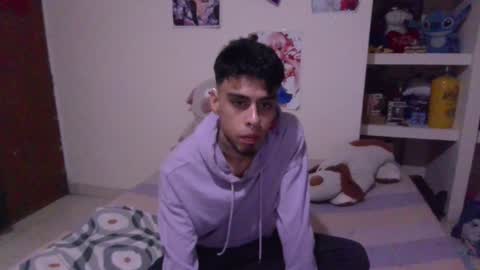 Snapshot of smoker00teddybear chatting on 02-01-25, 08:08 teddy online show from 02-01-25, 08:08