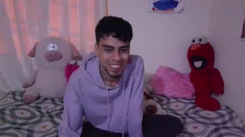 Snapshot of smoker00teddybear chatting on 02-15-25, 10:44 teddy online show from 02-15-25, 10:44