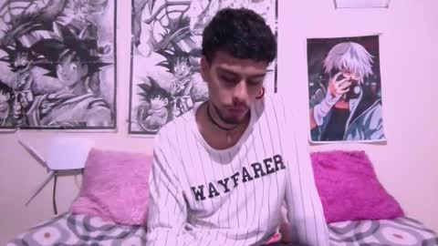 Snapshot of smoker00teddybear chatting on 10-11-25, 08:13 teddy online show from 10-11-25, 08:13