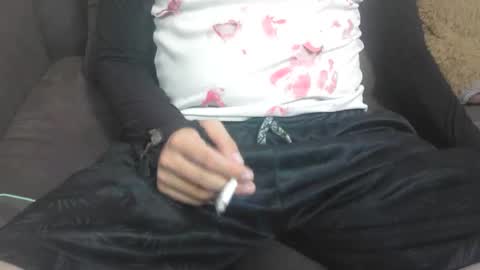 Snapshot of smoker2929 chatting on 03-17-26, 05:44 smoker2929 online show from 03-17-26, 05:44