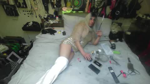 smokeslut365 online show from 11-13-25, 06:29