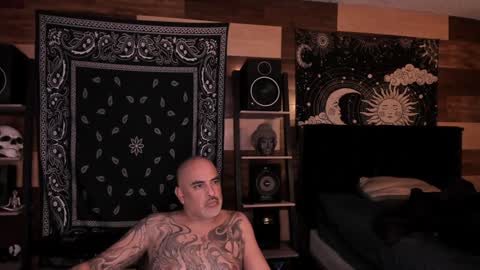 Smokey915 online show from 01-05-25, 04:14