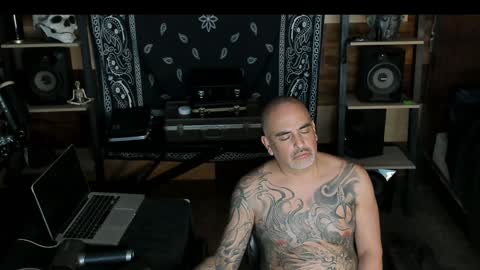 Smokey915 online show from 01-19-25, 12:28