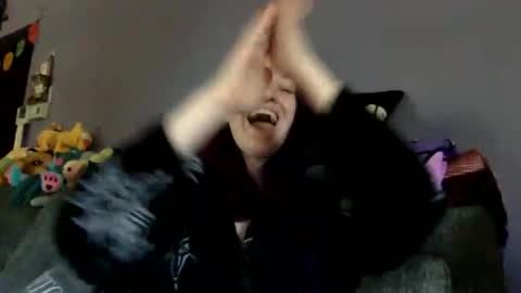 Snapshot of smokinsailorscout chatting on 10-27-25, 06:01 smokinsailorscout online show from 10-27-25, 06:01