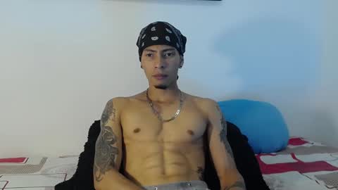 Snapshot of smooke_skinny chatting on 09-17-25, 06:53 Daniel Aston online show from 09-17-25, 06:53