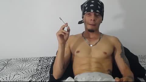 Snapshot of smooke_skinny chatting on 10-15-25, 07:14 Daniel Aston online show from 10-15-25, 07:14