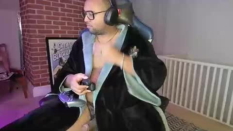 Smoothj2011 online show from 04-27-26, 08:12