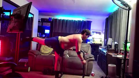 Snapshot of smoothjocknubie chatting on 10-22-25, 04:02 Myke Jackin online show from 10-22-25, 04:02