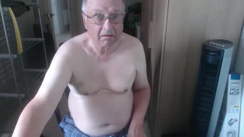Snapshot of smoothmutton chatting on 05-07-26, 09:36 smoothmutton online show from 05-07-26, 09:36