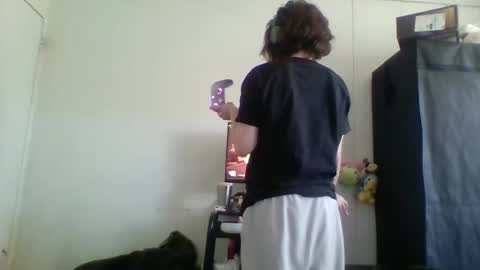 Snapshot of smoothvodka chatting on 11-01-25, 03:58 Bambi--Vodka online show from 11-01-25, 03:58