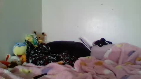 Snapshot of smoothvodka chatting on 11-15-25, 09:00 Bambi--Vodka online show from 11-15-25, 09:00