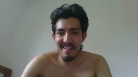 Snapshot of snackontime19 chatting on 01-10-25, 03:27 snackontime19 online show from 01-10-25, 03:27