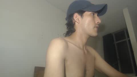 Snapshot of snackontime19 chatting on 09-11-25, 05:18 snackontime19 online show from 09-11-25, 05:18