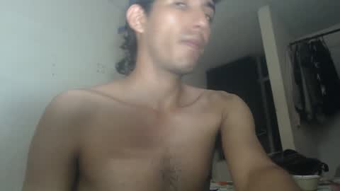 Snapshot of snackontime19 chatting on 09-12-25, 02:55 snackontime19 online show from 09-12-25, 02:55