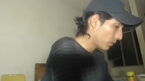 Snapshot of snackontime19 chatting on 09-20-25, 06:36 snackontime19 online show from 09-20-25, 06:36