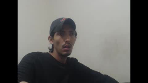 Snapshot of snackontime19 chatting on 06-09-26, 04:02 snackontime19 online show from 06-09-26, 04:02