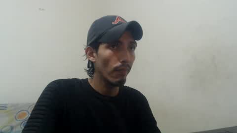 Snapshot of snackontime19 chatting on 06-14-26, 02:20 snackontime19 online show from 06-14-26, 02:20