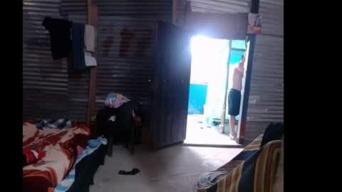 snakeguy08 online show from 04-28-26, 12:21