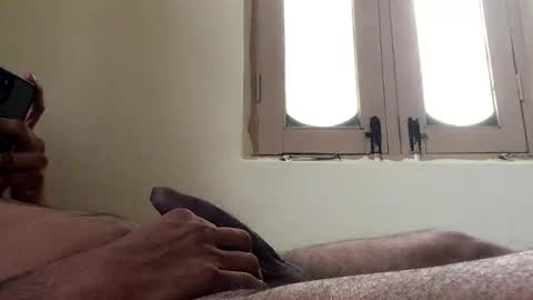 happy man online show from 12-20-24, 10:38