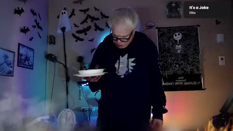 Viiscount  Snarfle Von Snarfenberg online show from 12-04-24, 05:49