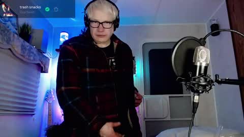 Viiscount  Snarfle Von Snarfenberg online show from 03-01-25, 09:18