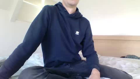 Snapshot of sneakerboy444 chatting on 11-02-25, 10:50 sneakerboy444 online show from 11-02-25, 10:50