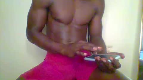 Snapshot of sneaky_link2 chatting on 03-05-25, 06:12 papi online show from 03-05-25, 06:12