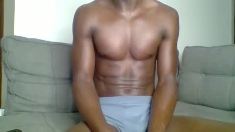 Snapshot of sneaky_link2 chatting on 10-11-25, 01:27 papi online show from 10-11-25, 01:27