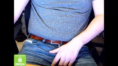 Snapshot of sneakybill82 chatting on 01-02-25, 10:01 Sneakybill online show from 01-02-25, 10:01