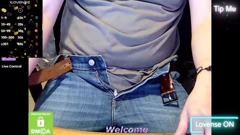 Snapshot of sneakybill82 chatting on 02-09-25, 02:50 Sneakybill online show from 02-09-25, 02:50