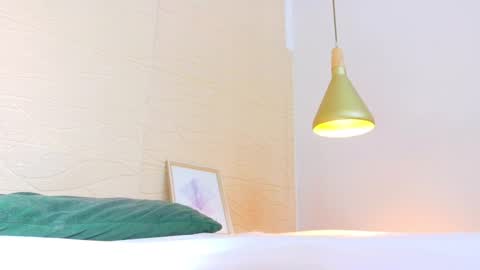 Hellen  online show from 02-19-25, 10:23