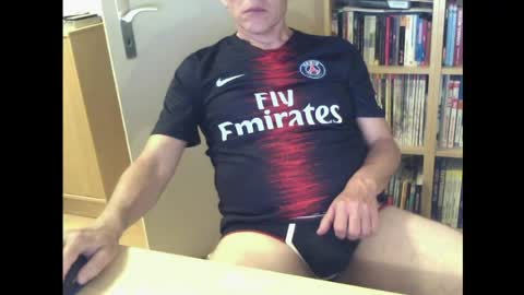 sneaxfreund online show from 05-24-26, 01:10