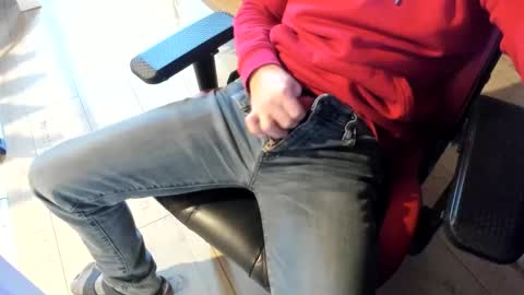 Snapshot of snip1977 chatting on 12-29-24, 11:50 snip1977 online show from 12-29-24, 11:50