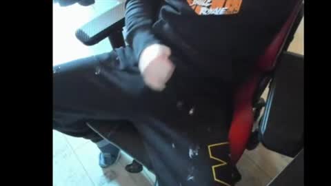 Snapshot of snip1977 chatting on 02-23-25, 09:33 snip1977 online show from 02-23-25, 09:33