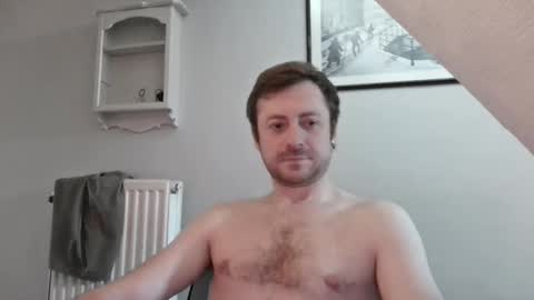 snoecks online show from 04-12-26, 08:19