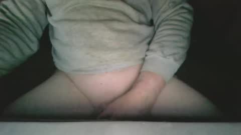 Snapshot of snoupydog chatting on 11-08-25, 03:01 snoupydog online show from 11-08-25, 03:01