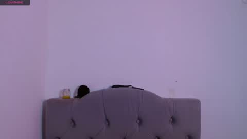 IG     OF red moonn online show from 01-24-25, 02:41