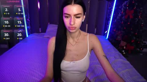 snow_whiteeex online show from 12-21-25, 06:31