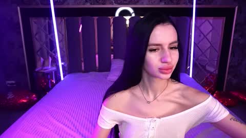 snow_whiteeex online show from 02-17-26, 06:43