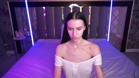 snow_whiteeex online show from 03-02-26, 07:15