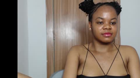 Snapshot of snowdrop5 chatting on 01-22-25, 04:02 snowdrop5 online show from 01-22-25, 04:02
