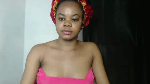 Snapshot of snowdrop5 chatting on 02-16-25, 07:16 snowdrop5 online show from 02-16-25, 07:16