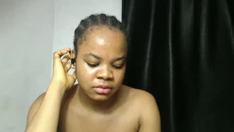 Snapshot of snowdrop5 chatting on 03-01-25, 02:37 snowdrop5 online show from 03-01-25, 02:37