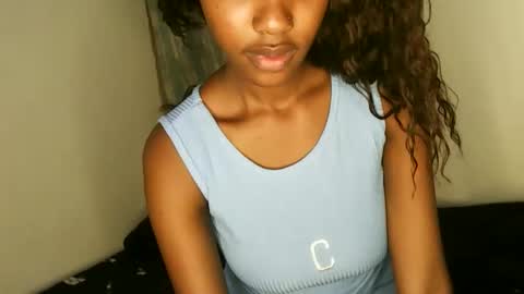 snowfox254 online show from 09-28-25, 04:34