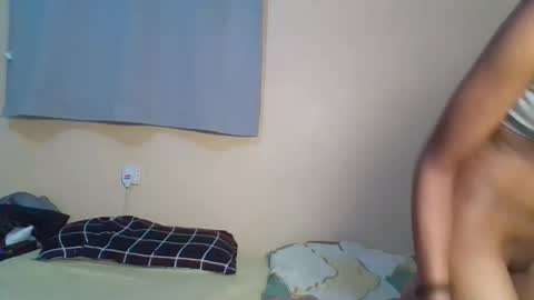 Snapshot of snowie_eyes chatting on 01-14-26, 11:53 Snowie eyes online show from 01-14-26, 11:53